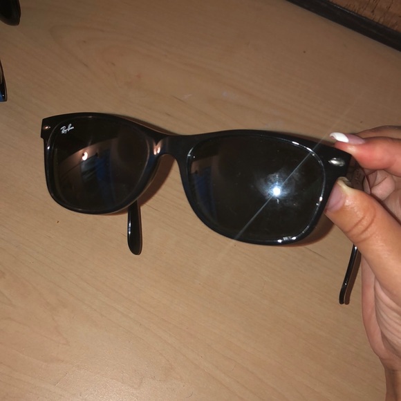New Wayfarer Classic Ray Ban sunglasses (adjusted) main image 10
